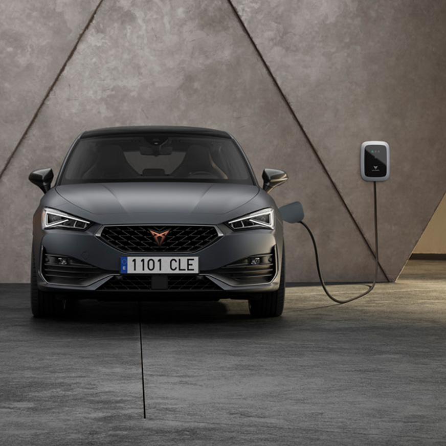 efficiency without compromise in the CUPRA Leon VZe plug-in hybrid (180kW).