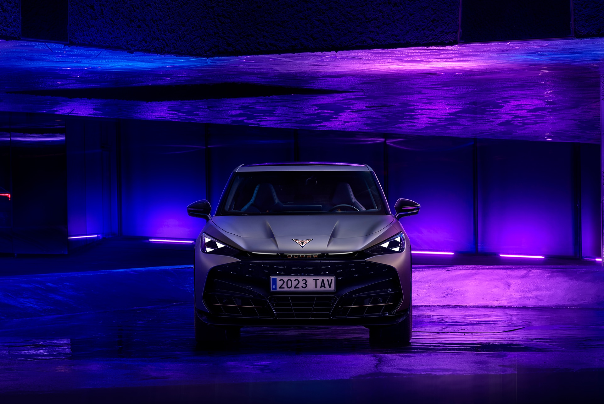 New CUPRA Tavascan front image